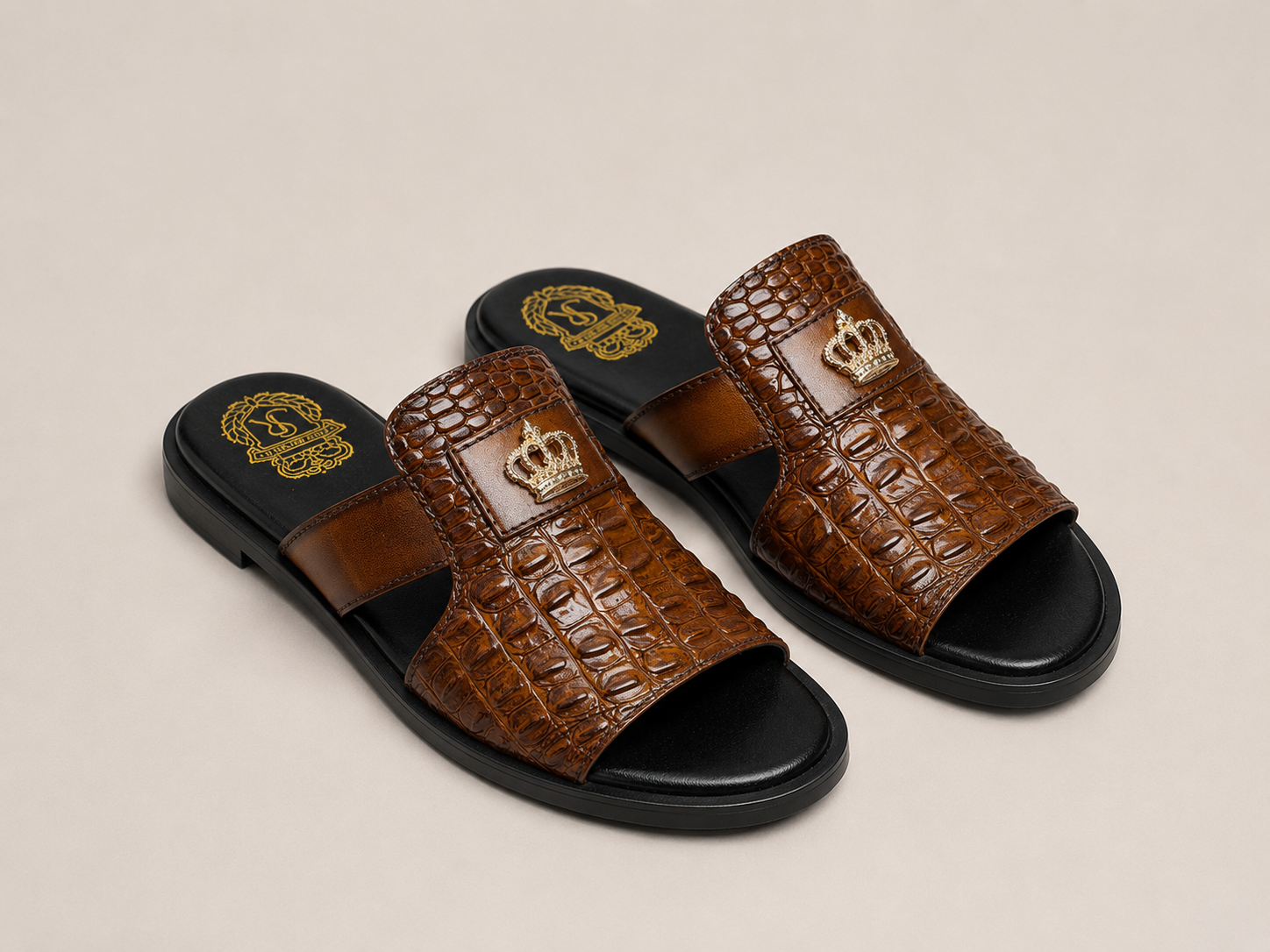 HD CROWN BROWN SLIPPER