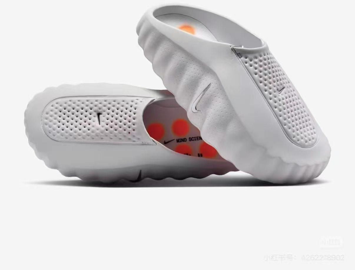 NIKE MIND 001