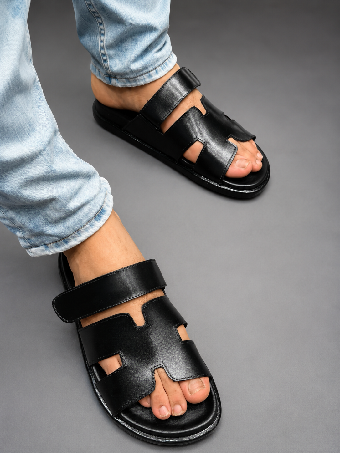 HERMES C BLACK SLIPPER